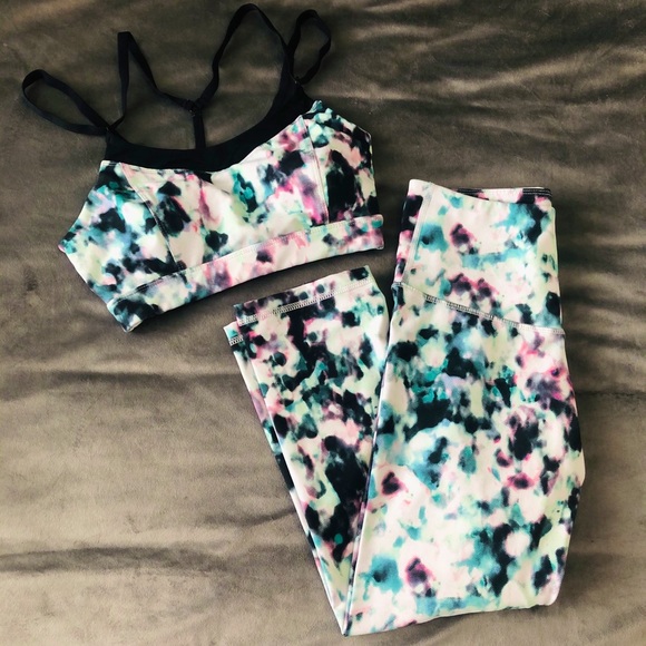 Old Navy Activewear Set - Picture 1 of 2